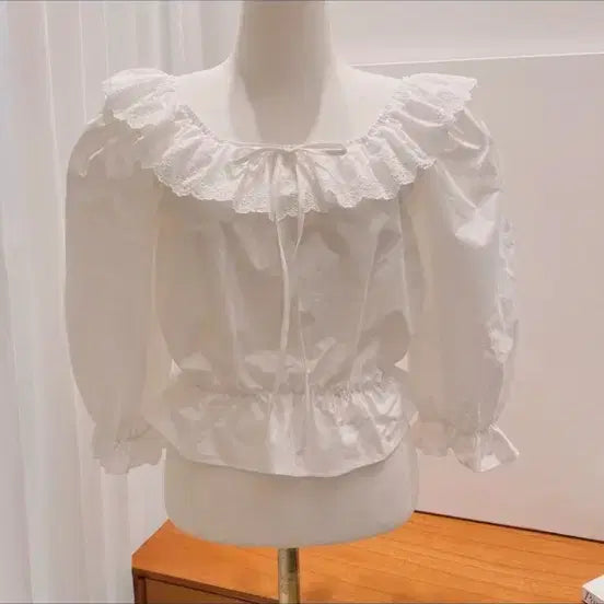 [BUNJANG] White Lace Puff Sleeve Blouse / 새상품 화이트 레이스 퍼프 블라우스 오프숄더 가능
