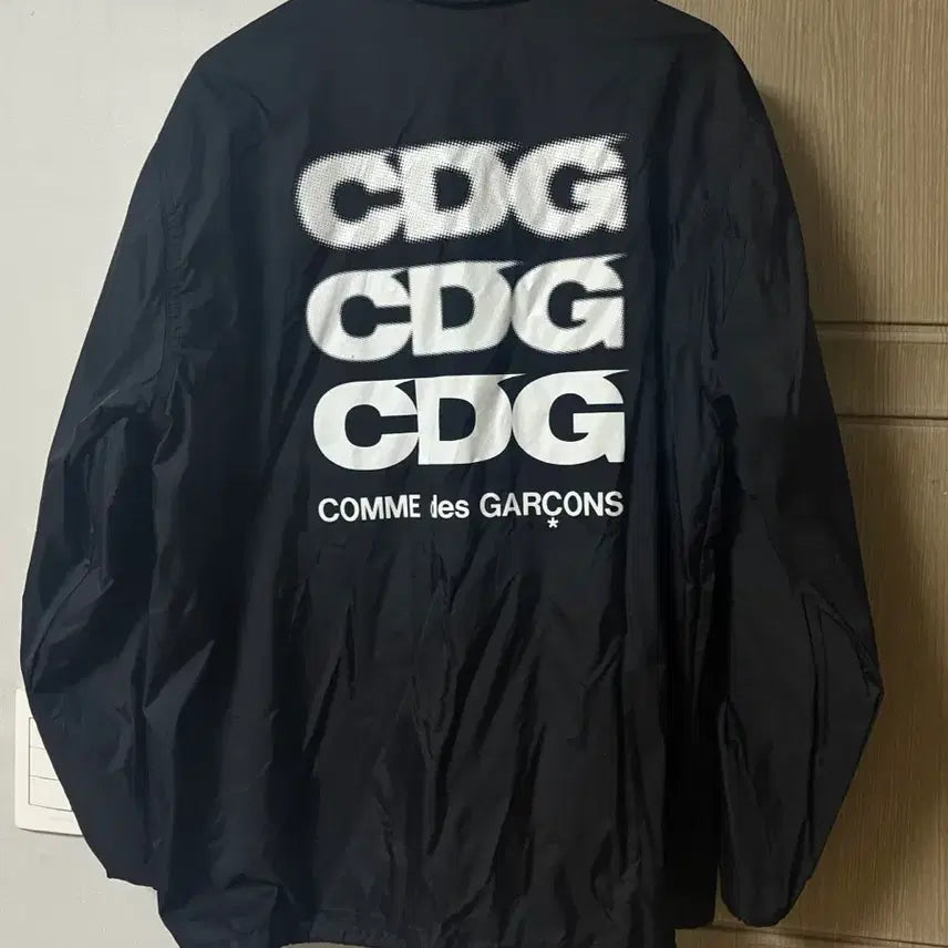 [SOLD OUT] 꼼데가르송 코치자켓 블랙 L