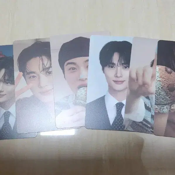 [BUNJANG] Byun Woo Seok Baskin Robbins Photocard (Sealed) / 변우석<미개봉>배스킨라빈스포토카드