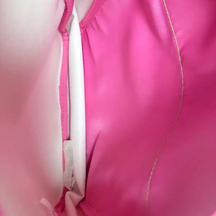 [BUNJANG] Hello Kitty Vintage Enamel Bag / 헬로키티 고전 에나멜 가방