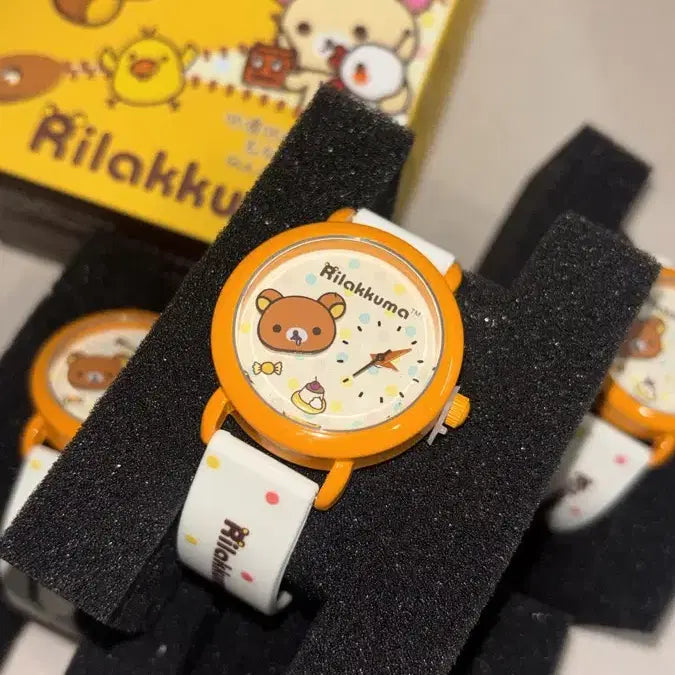 [BUNJANG] Rilakkuma "Snack Time Pudding" Wristwatch (Random) / (당일발송) 침 흘리는 리락쿠마 간식시간 푸딩 손목시계 랜덤시계 가챠