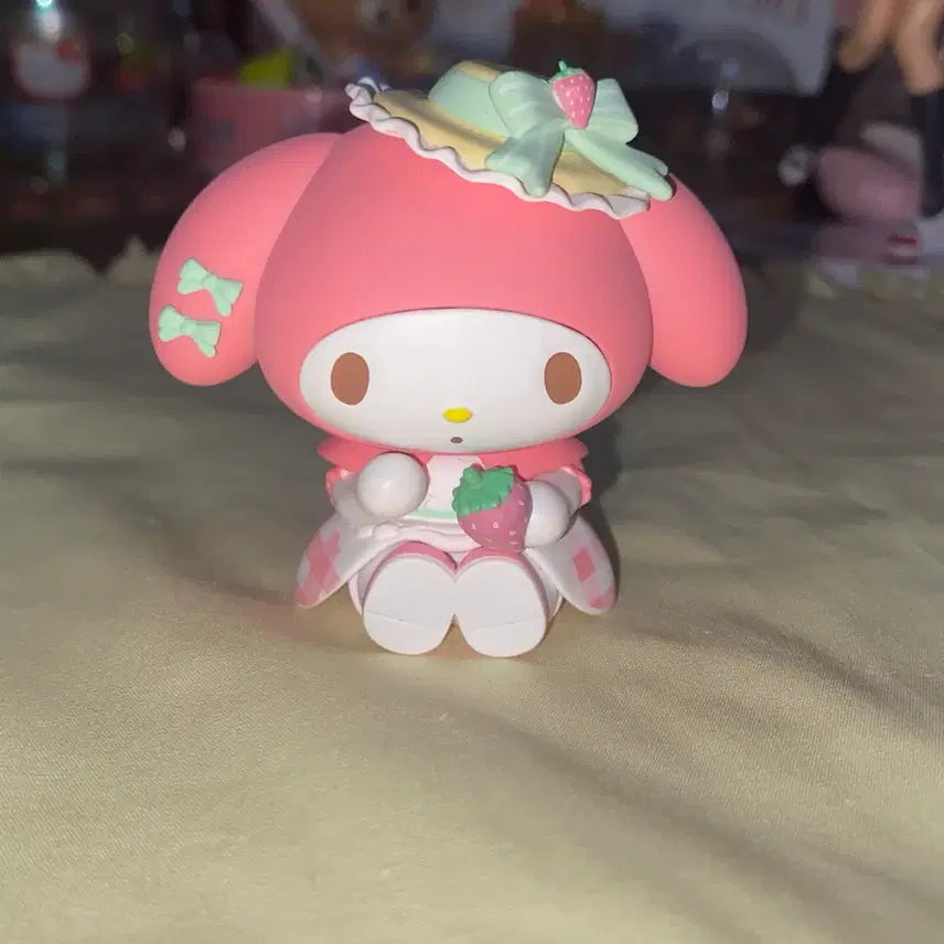 [BUNJANG] Miniso My Melody Strawberry Lolita Figure / 미니소 마이멜로디 피규어 딸기 로리타