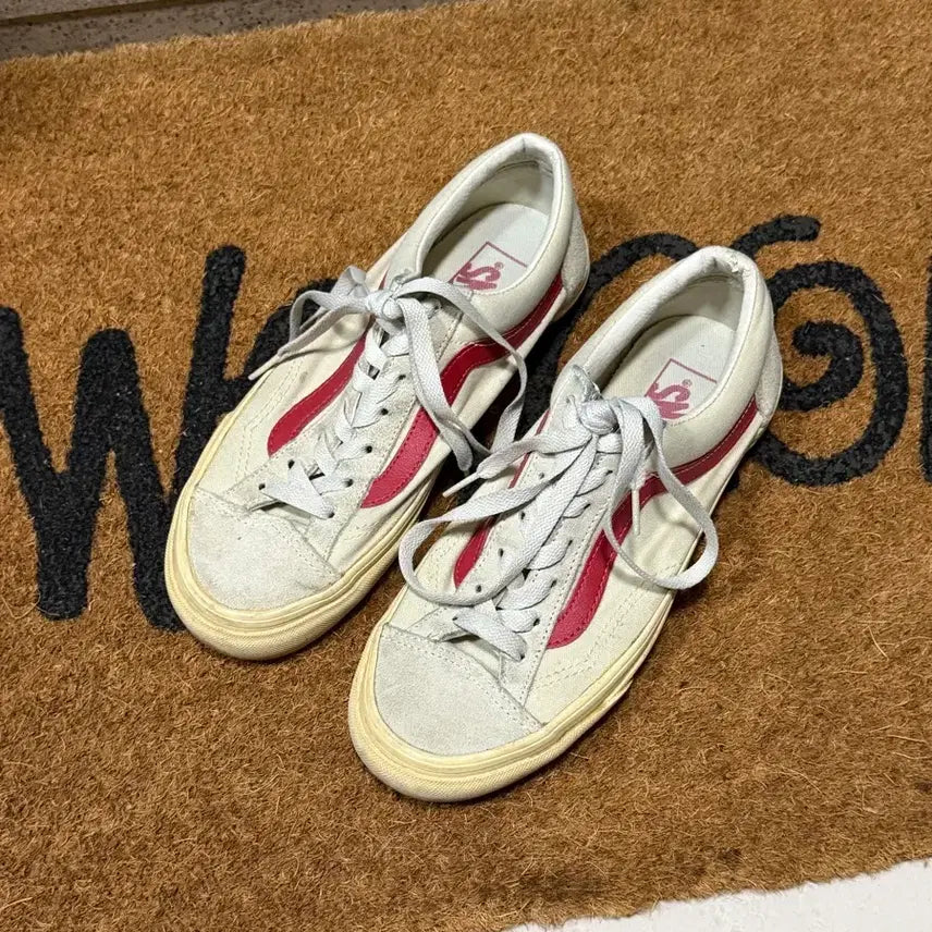 [BUNJANG] Vans Style 36 Red (G-Dragon Edition) - Size 240 / (240) 반스 스타일 36 레드 (지드래곤)