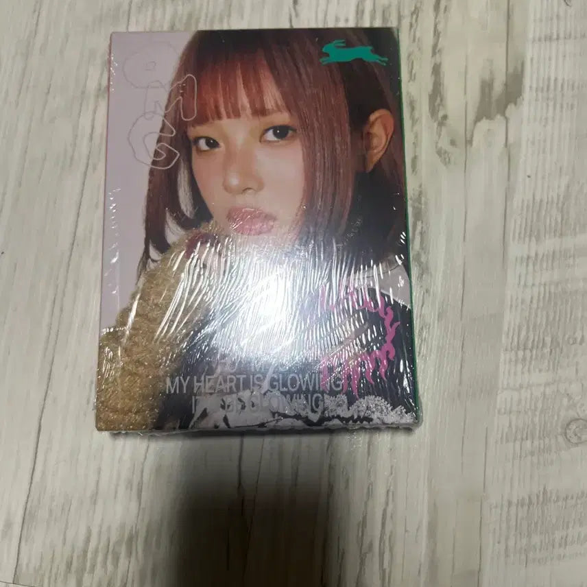 [BUNJANG] NewJeans Hanni Ditto OMG Album (Sealed) / 뉴진스 미개봉 하니 디토 앨범 오엠지