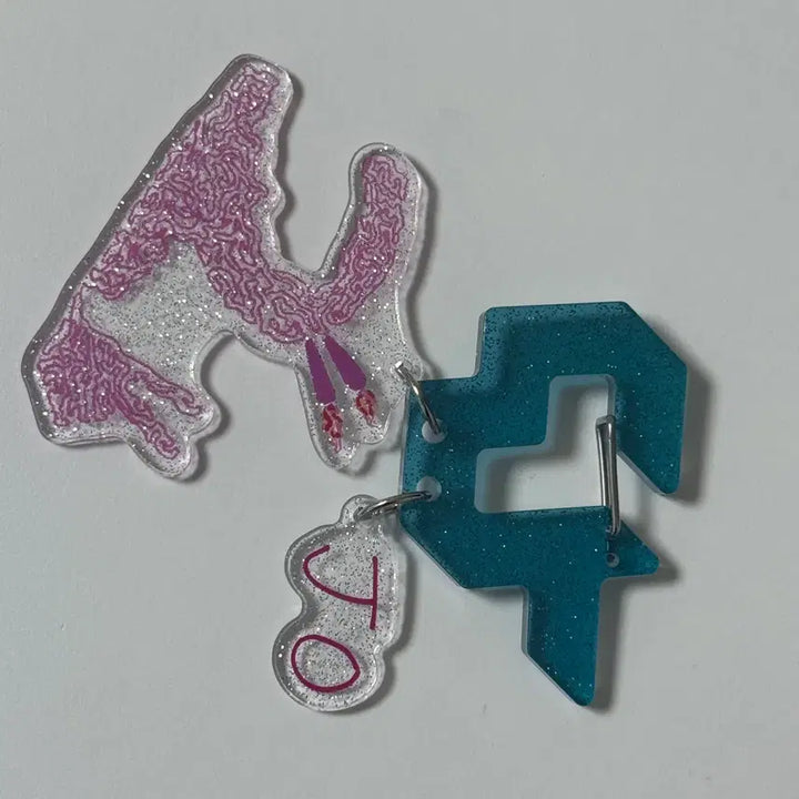[BUNJANG]  &amp;TEAM Jo &amp;Audrey 2nd Anniversary Popup Carabiner / 앤팀 죠 앤데이 2주년 팝업 굿즈 카라비너