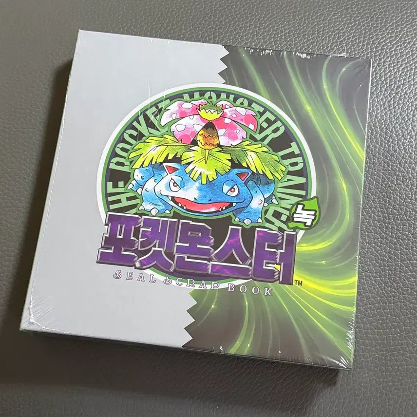 [BUNJANG] Pokemon 30th Anniversaryevolutionary Evolution Sticker Book / (미개봉 새상품)포켓몬 30주년 띠부씰북 판매 이상해꽃 씰북
