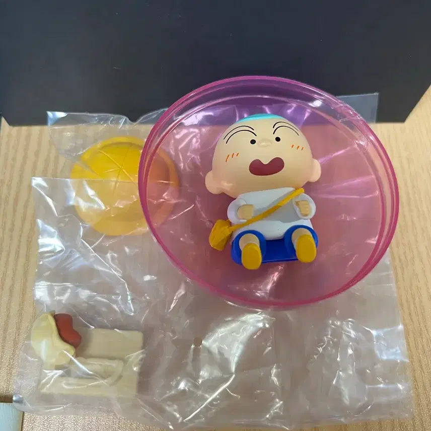 [BUNJANG] Red Bean Bun Eating Hooni Figure / 팥빵 먹는 훈이 피규어
