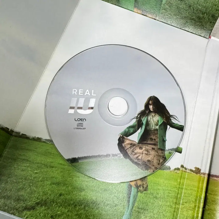 [BUNJANG] IU Real Album (Unsealed) / 아이유 IU Real 앨범 (단순개봉)