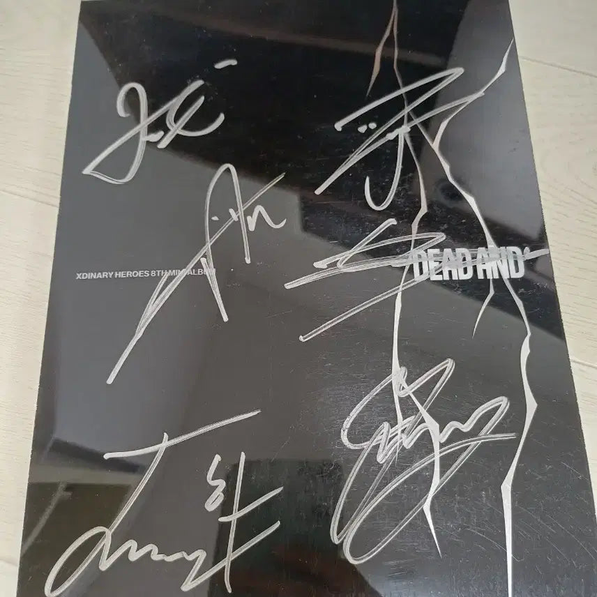 [BUNJANG] Xdinary Heroes Dead End Signed Album / 엑스디너리히어로즈 데드앤드 비매 싸인 앨범