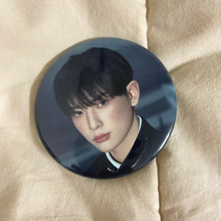 [BUNJANG]  &amp;Team We On Pass Pop-Up Can Badge Harua / 앤팀 위온파 팝업 캔뱃지 하루아 양도