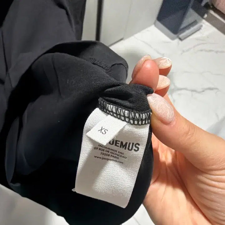 [SOLD OUT] 자크뮈스 르 시에라 롱 슬리브 탑 블랙