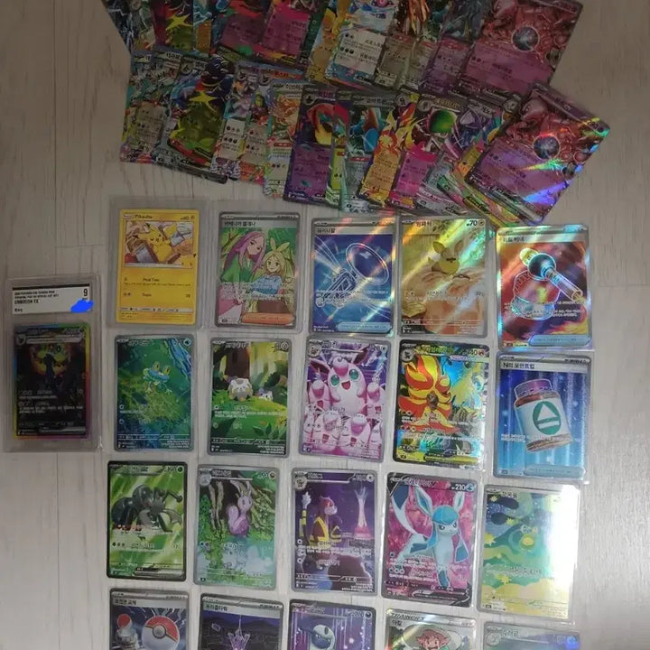 [BUNJANG] Umbreon VMAX SAR, AR, SR, Pikaachu UR, and Other Cards / 블래키 brg9,sar,sr,ar,북미피카츄,ur 팝니다