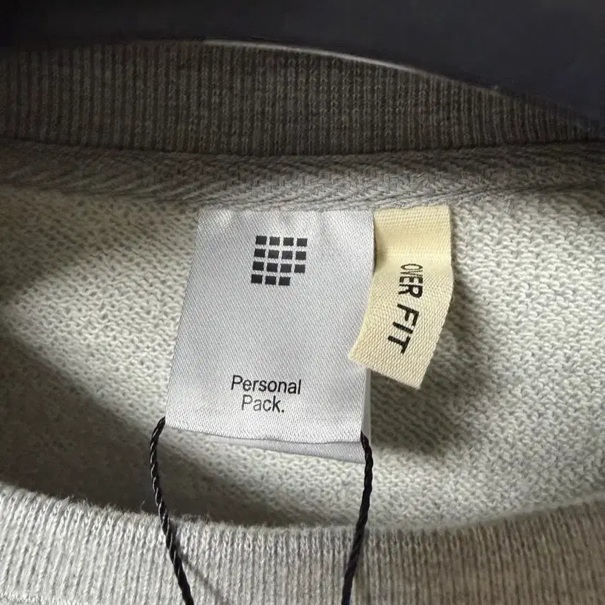 [BUNJANG] Personal Pack Premium Solid Sweatshirt Size M / 퍼스널팩 프리미엄 솔리드 맨투맨 100사이즈 팝니다