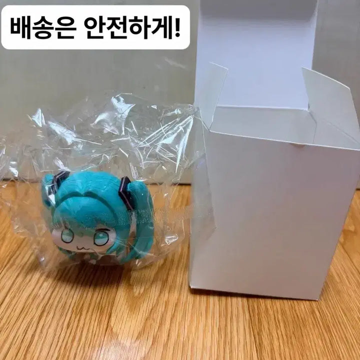 [BUNJANG] Vocaloid Project Sekai Nikke Dorothy Dororon Miku Figure (Sealed, 9cm) / (미개봉,현물)보컬로이드 프세카 니케 도로시 도로롱 미쿠 피규어