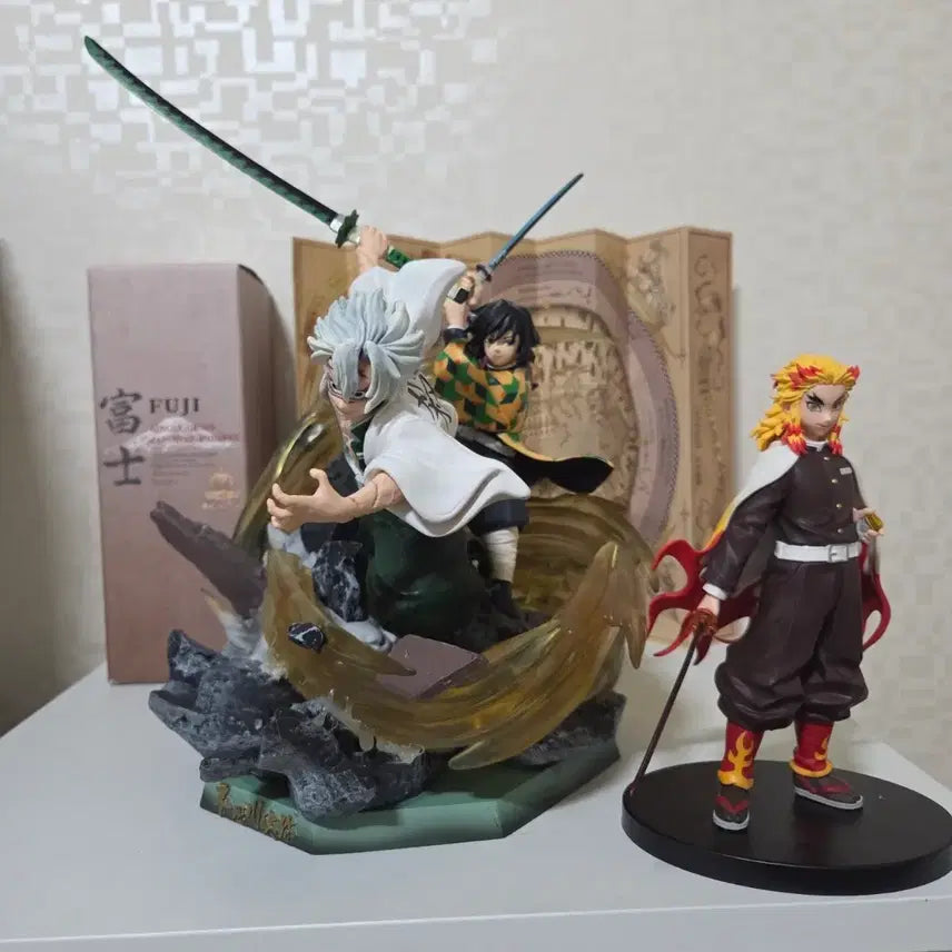 [BUNJANG] Demon Slayer Figure Bundle (Kyojuro Rengoku) / 귀칼 피규어 싸게 넘깁니다