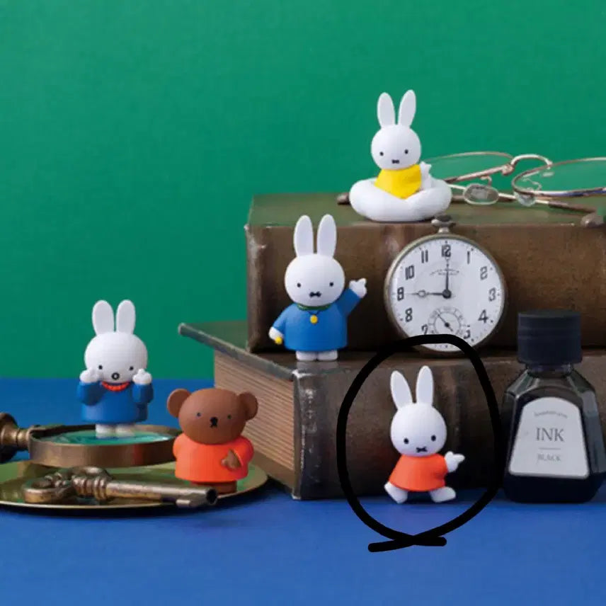 [BUNJANG] Miffy Point At! Gacha Figure / 미피 POINT AT! 포인트앳 가챠