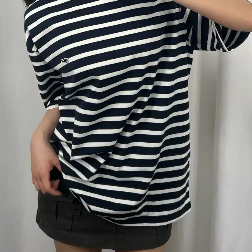 [BUNJANG] Neithers Striped Short Sleeve T-Shirt / 네이더스 스트라이프 반팔