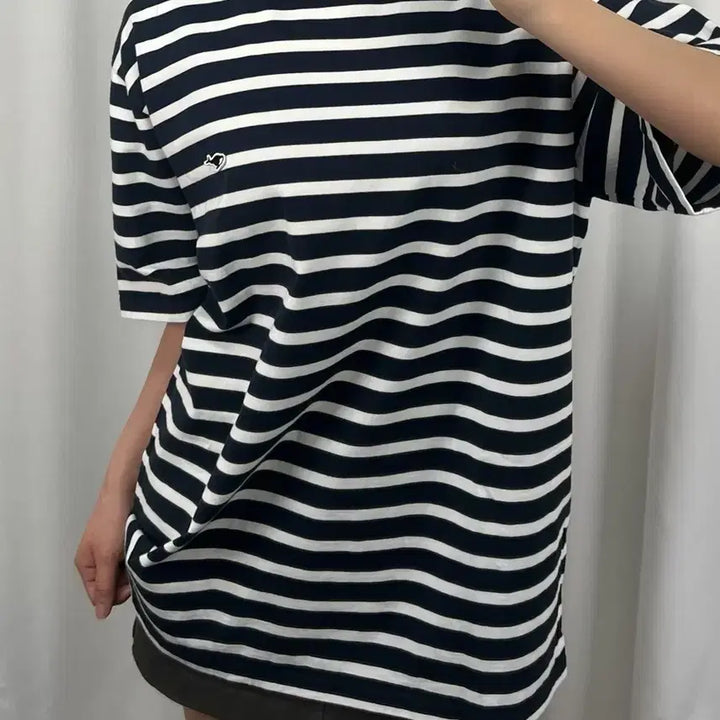 [BUNJANG] Neithers Striped Short Sleeve T-Shirt / 네이더스 스트라이프 반팔