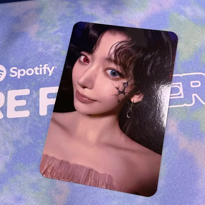 [BUNJANG] LE SSERAFIM Sakura Spotify Boom Palla Photocard, Umbrella, Slogan Set / 르세라핌 스포티파이 사쿠라 붐팔라 역조공 포카 양우산 슬로건