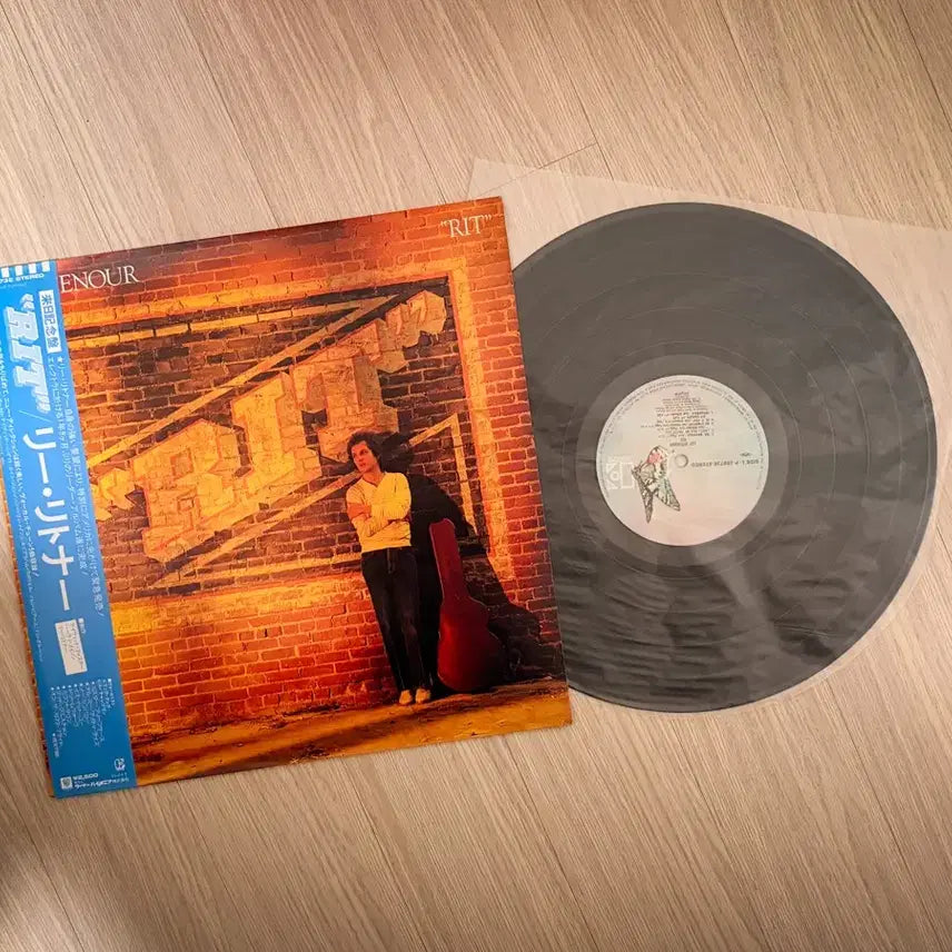 [BUNJANG] Lee Ritenour Rit "Now You Can See Me So Clearly" LP Record (1981 Japan Pressing) / 리 릿나워 RIT LP 레코드 Lee Ritenour 퓨젼재즈