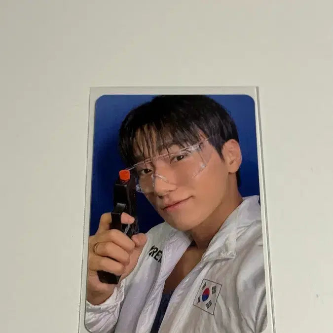 [BUNJANG] ATEEZ San Apple Music Jeong Jo Jun Photocard / 에이티즈 최산 애플뮤직 정조준 포카