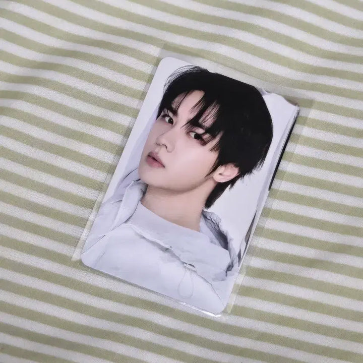 [BUNJANG] NCT Neo City 10th Anniversary WayV Kun Photocard / NCT 10주년 네오그라운드 입장포카 WayV 쿤 포카