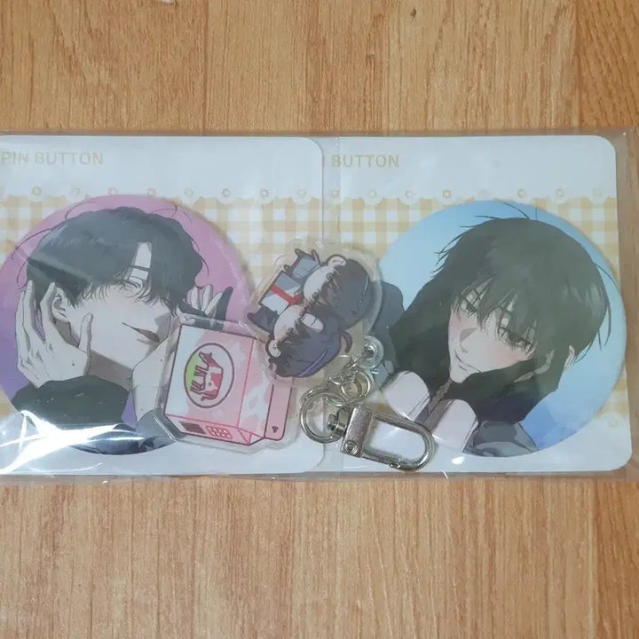 [BUNJANG] Hunter Wants to Live Quietly Acrylic Keyring &amp; Can Badge Set Webtoon Goods Sealed / 헌터는 조용히 살고 싶다헌조살 아크릴 키링&amp;캔배지SET 웹툰 굿즈 미개봉