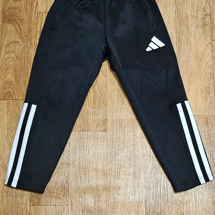 [BUNJANG] Adidas Kids Training Set Size 120 / 아디다스  키즈 트레이닝 셋업 120