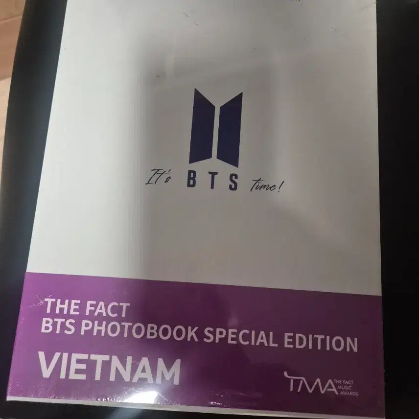 [BUNJANG] BTS The Fact Photobook Special Edition Vietnam Version / BTS 더팩트 포토북 스페셜 에디션 베트남