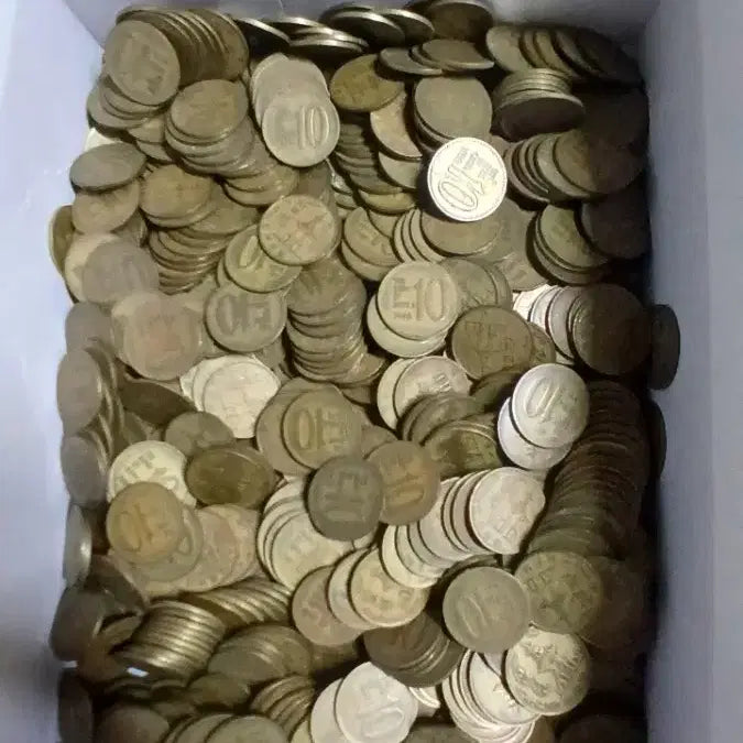 [BUNJANG] Vintage Coin Collection (1971-1980) - 600+ Pieces / 옛날돈 1차구구도안 10주 600여개일괄