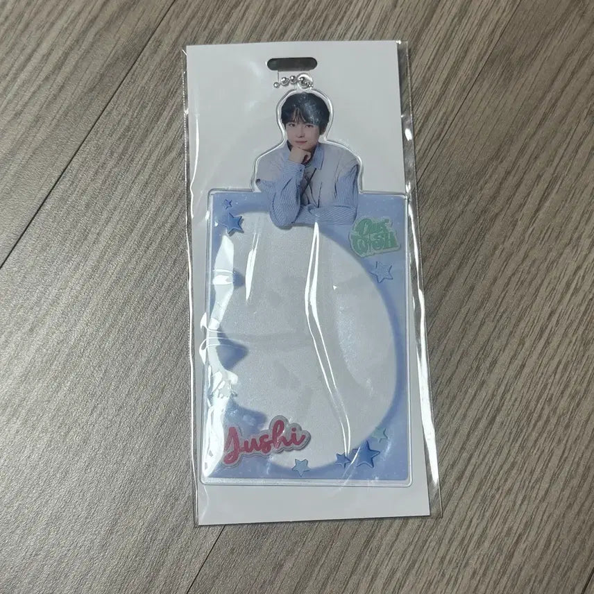 [BUNJANG] Ourwish Yushi Photocard Holder / 아워위시 랜덤토이 포카홀더 유우시