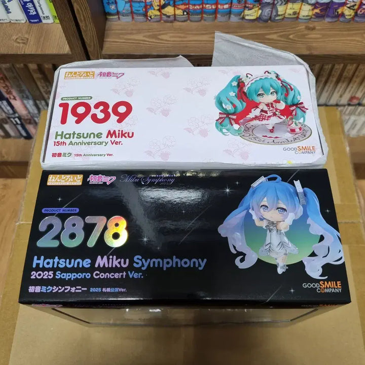 [BUNJANG] Good Smile Company Hatsune Miku 15th Anniversary Strawberry Miku &amp; Symphony 2025 Sapporo Concert Figure Set / 넨도 하츠네 미쿠 15주년 딸기미쿠 + 심포니2025 삿포로 콘서트