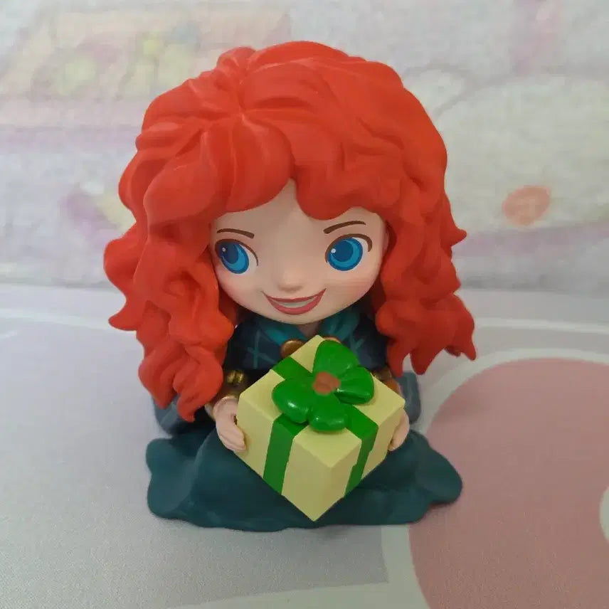 [BUNJANG] Popmart Disney Princess Winter Gift Series Merida Figure / 메리다 피규어 - 팝마트 디즈니 프린세스 겨울 선물 시리즈