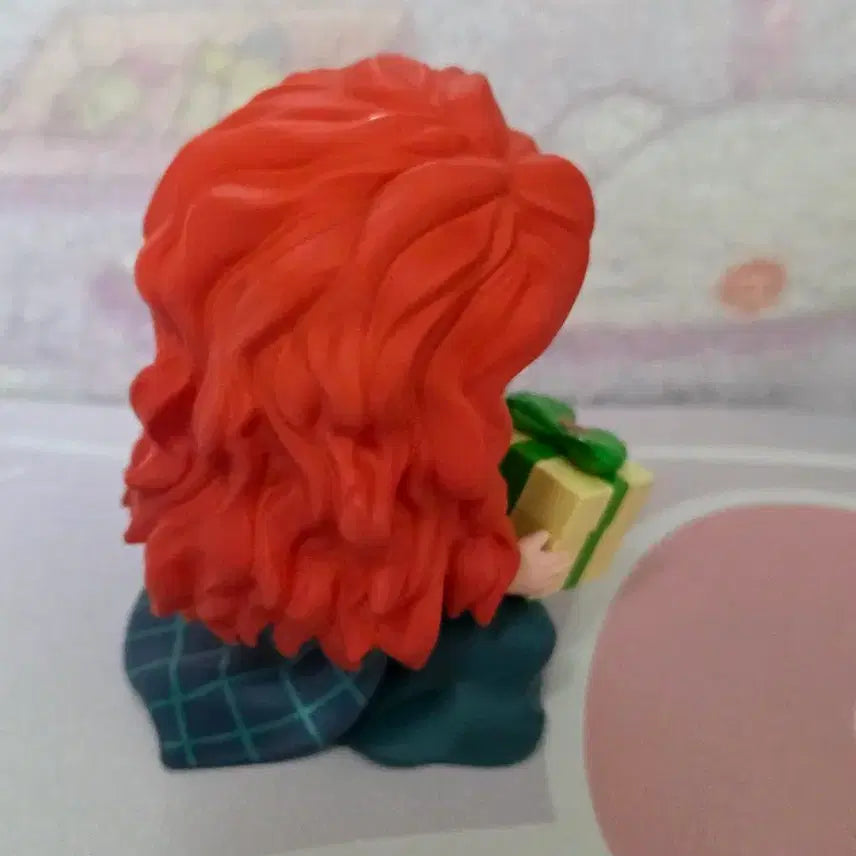 [BUNJANG] Popmart Disney Princess Winter Gift Series Merida Figure / 메리다 피규어 - 팝마트 디즈니 프린세스 겨울 선물 시리즈