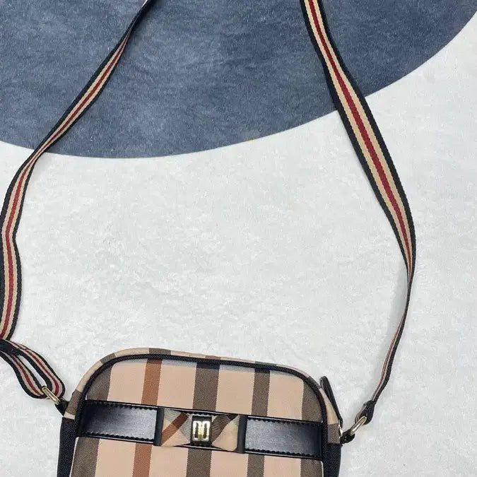 [BUNJANG] Daks Check Pattern Ribbon Mini Crossbody Bag / 체크무늬 크로스백 가방 닥스 리본 미니
