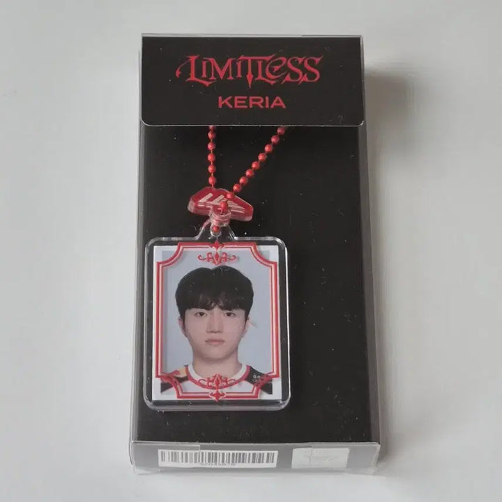 [BUNJANG] T1 Keria ID Photo Acrylic Keychain / T1 티원 케리아 keria 증명사진 증사 키링 ID keychain