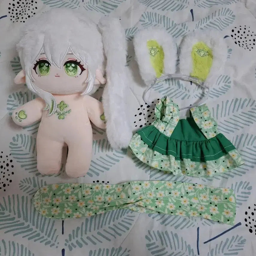[BUNJANG] Genshin Impact Nahida 20cm Doll &amp; Outfit Bundle / 원신 솜히다 나히다 솜깅 인형옷 비공굿