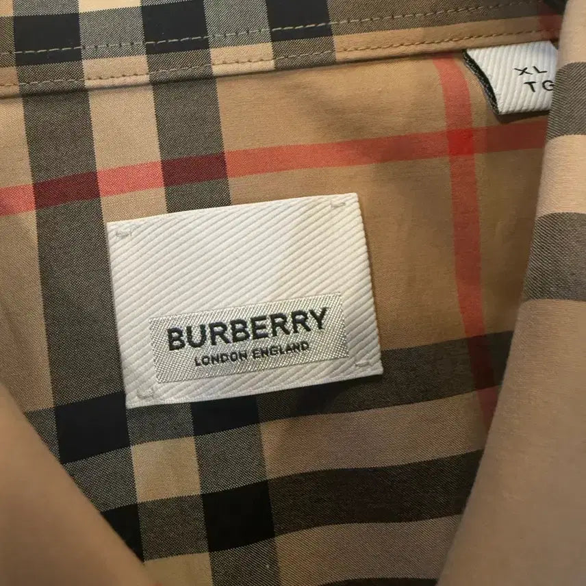 [BUNJANG] Burberry Vintage Check Short Sleeve Button Shirt / (XL) 버버리 빈티지 체크 반팔 버튼셔츠 남방
