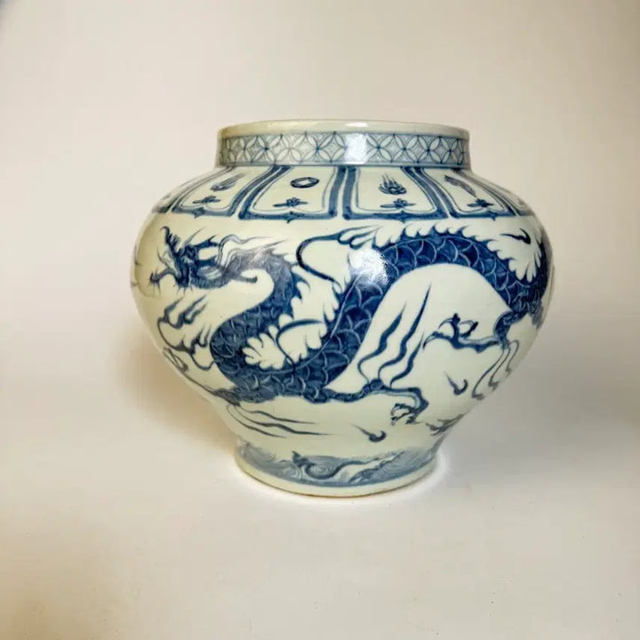 [BUNJANG] Blue-and-White Dragon Jar / 청화 운용문 호