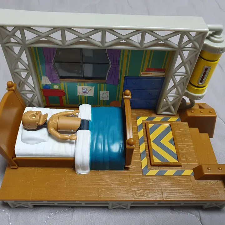 [BUNJANG] Monsters, Inc. Prop Set / 몬스터주식회사 소품 세트