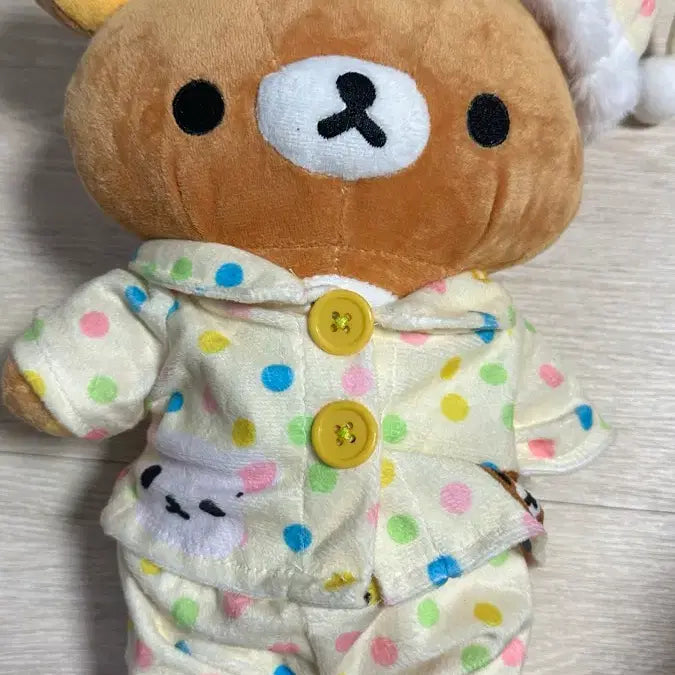[BUNJANG] Rilakkuma Pajamas Plush Toy (Medium) / 리라쿠마 잠옷 인형(중형)
