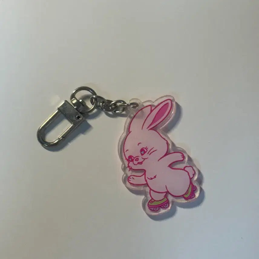 [BUNJANG] NewJeans Hanni Debut Pop-up Acrylic Keyring / 뉴진스 하니 토끼 데뷔 팝업 아크릴 키링