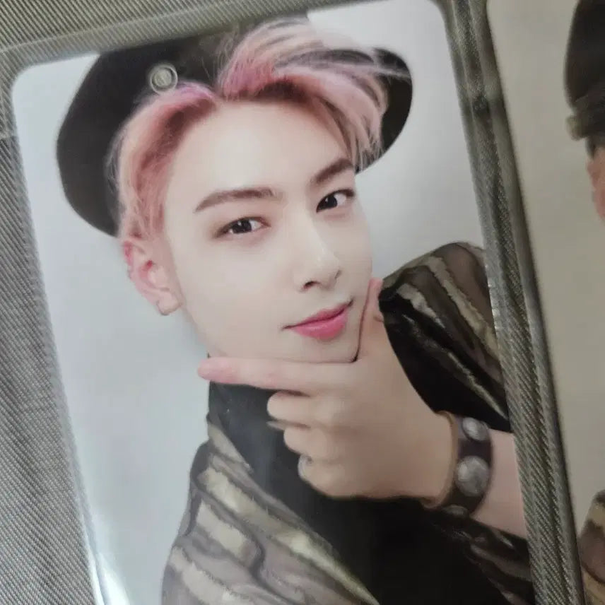 [BUNJANG] Astro Switch On Album + Cha Eun Woo Photocard / 아스트로 Switch On 앨범 + 포토카드 차은우