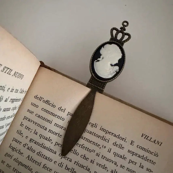 [BUNJANG] Antique Cameo Bookmark / 앤틱 카메오 북마크 책갈피