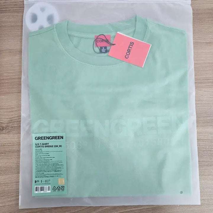 [BUNJANG] Cortis Green-Green Pop-up Green T-shirt - Medium / [미개봉] 코르티스 그린그린 팝업 그린 티셔츠 브리지 M사이즈 양도