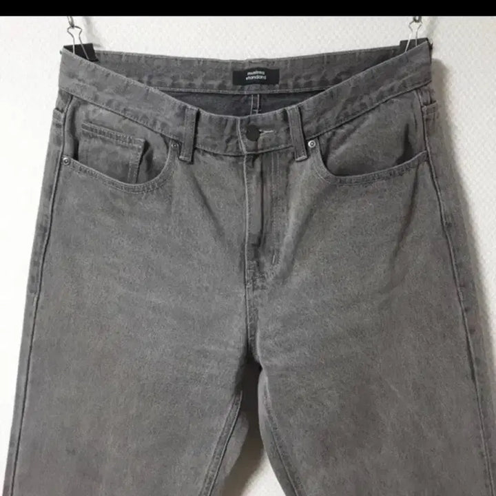[BUNJANG] Denim Jeans / 그레이 데님 청바지무신사33
