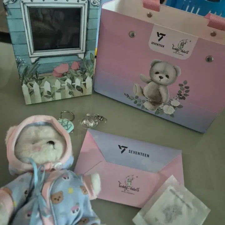 [BUNJANG] SEVENTEEN Teddy Tales BongBong Bear Keyring / 세븐틴 테디테일즈 봉봉베어 키링