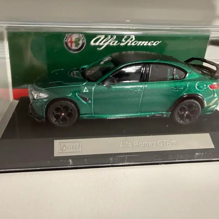 [BUNJANG] Bburago Alfa Romeo Giulia GTAm 1/43 Scale Model / 부라고 알파로메오 줄리아 GTAm 1/43