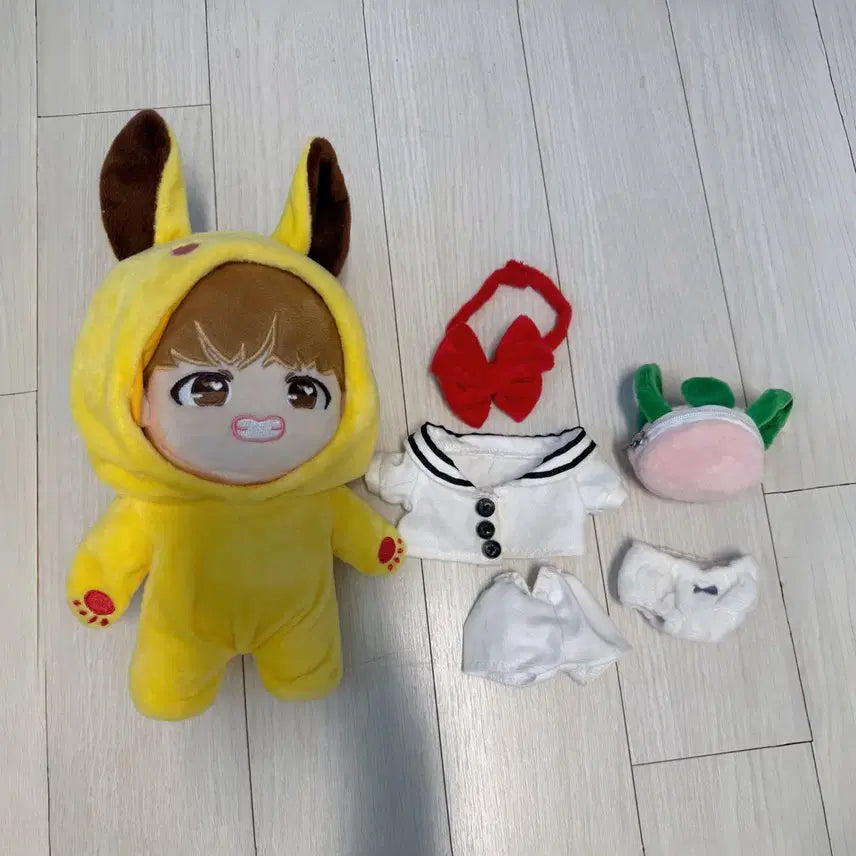 [BUNJANG] BTS V Baby Doll / 방탄소년단 BTS 뷔 인형 베이뷔