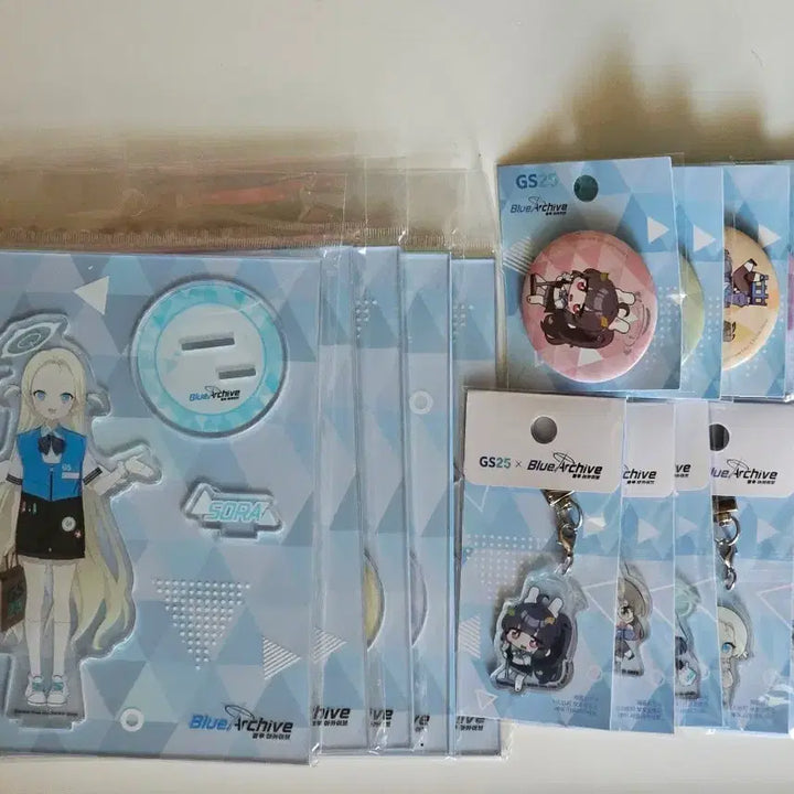[BUNJANG] Blue Archive GS25 Collaboration Goods Bundle Set (Sealed) / 블루아카이브 GS25 콜라보굿즈(미개봉) 일괄판매